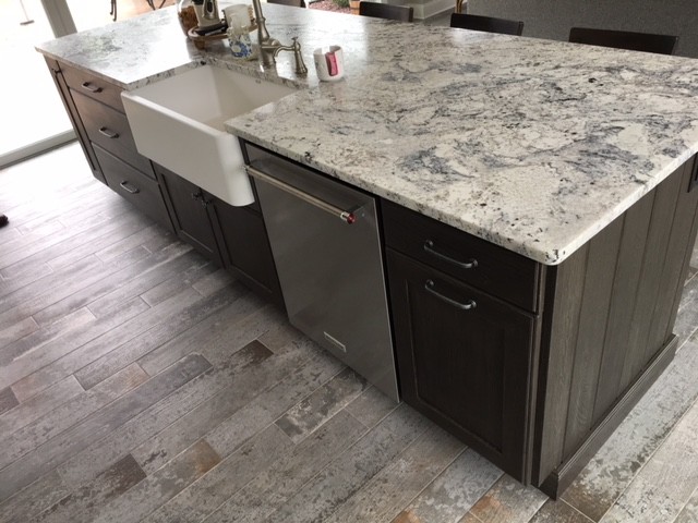 Transitional kitchen photo in New York