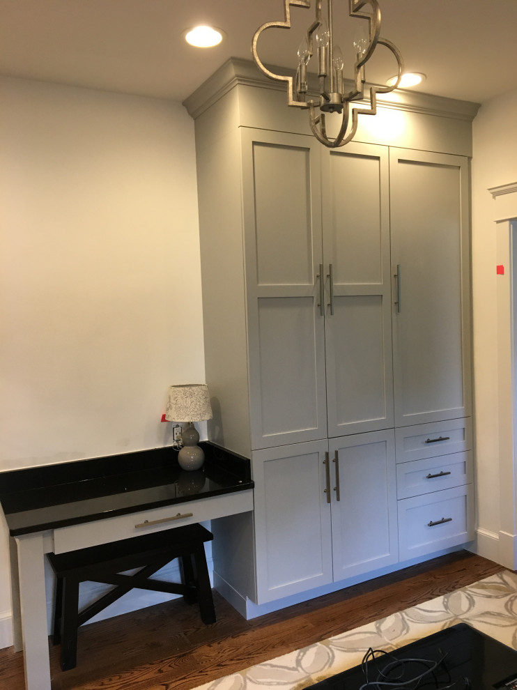 Transitional entryway photo in DC Metro