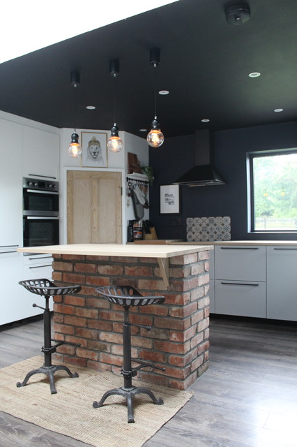 Menlo industrial-kitchen