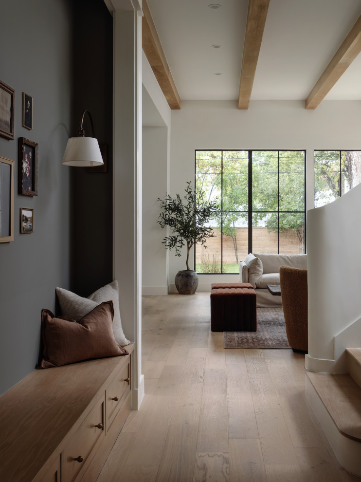 Inspiration for a transitional home design remodel in Austin