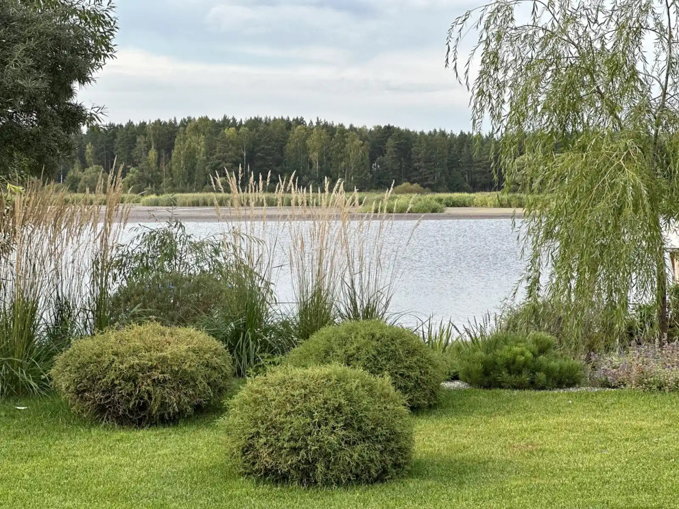 «НА ЗАПОВЕДНЫХ БЕРЕГАХ»