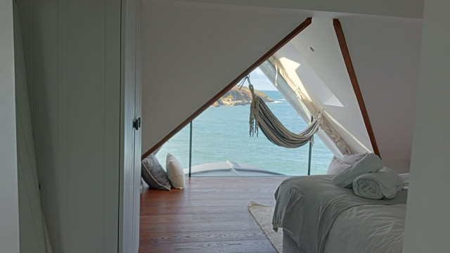 The Island trendy