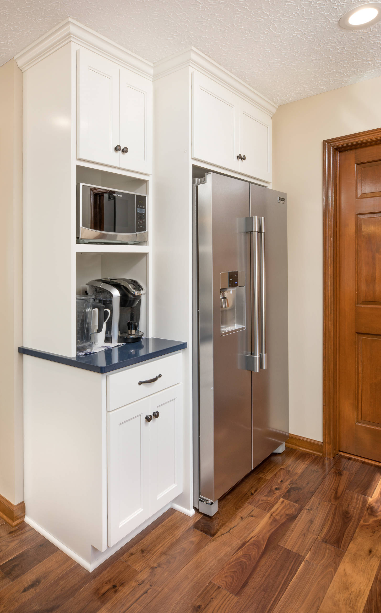 Transitional Blue Island Kitchen