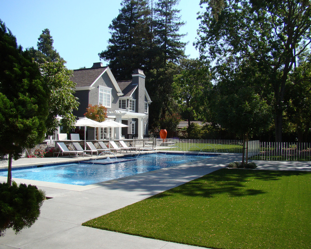 This is an example of a traditional rectangular pool in San Francisco.