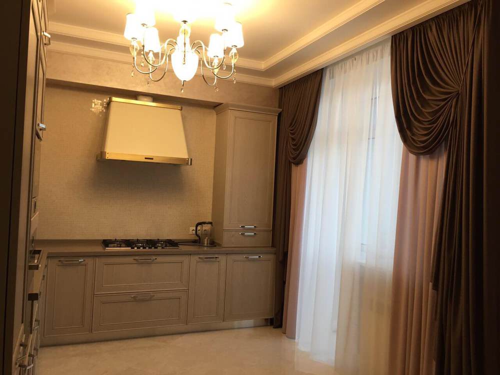 Кухня в современной классике