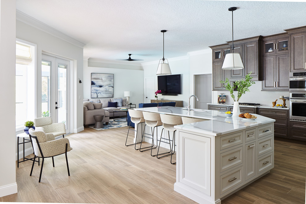 Inspiration for a contemporary kitchen remodel in Orlando