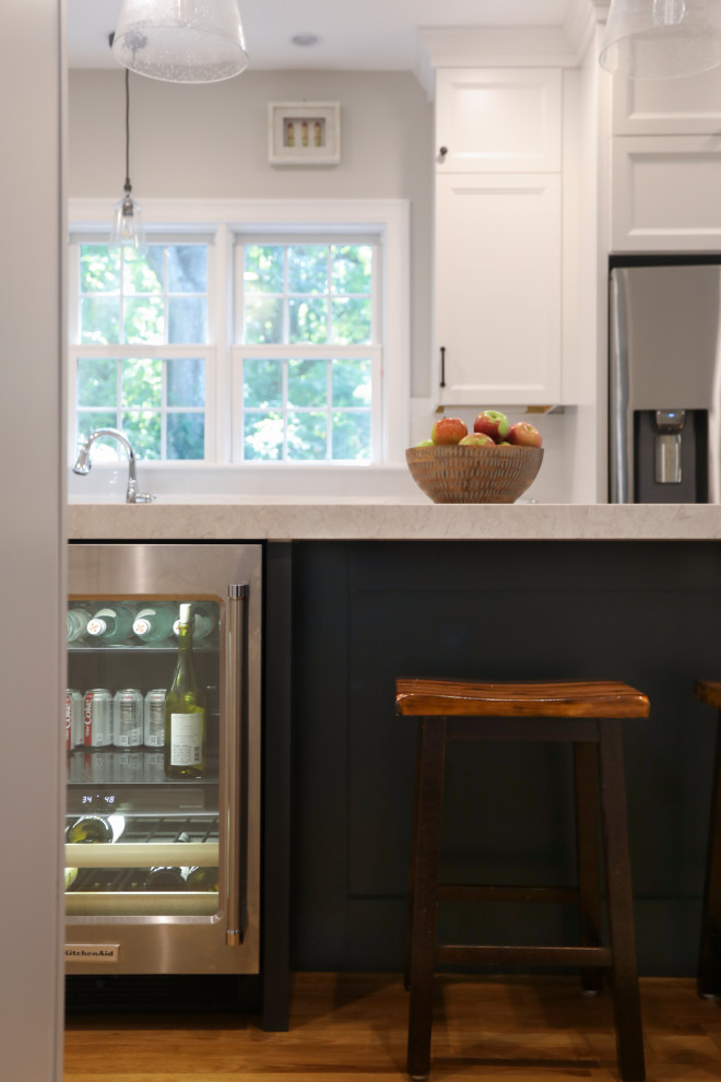 Home design - transitional home design idea in Boston