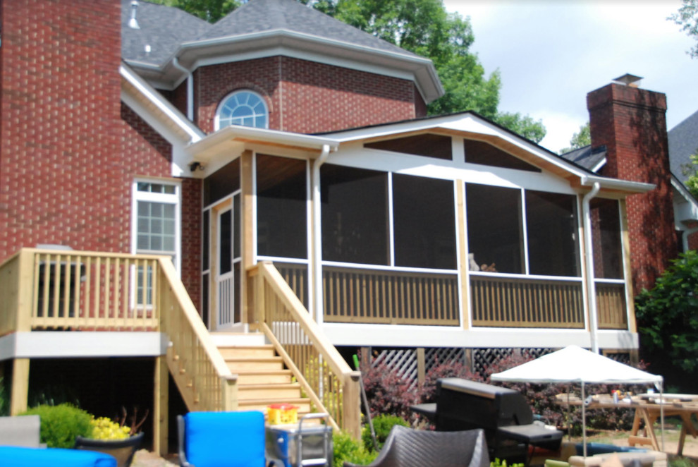 Thornblade Screened Porch Addition