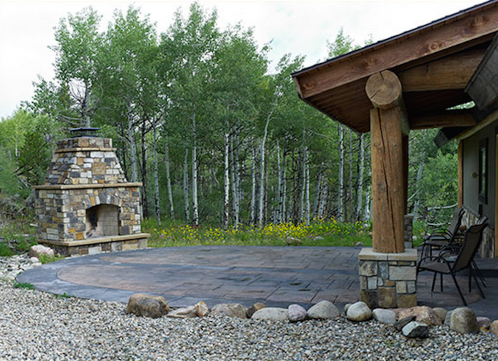 Home design - rustic home design idea in Denver
