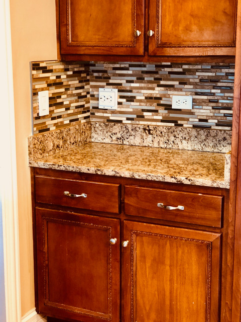 Backsplash Installation 