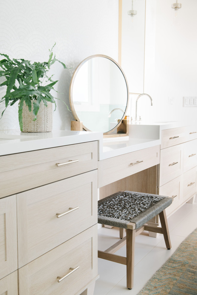 Bathroom - transitional bathroom idea in San Francisco