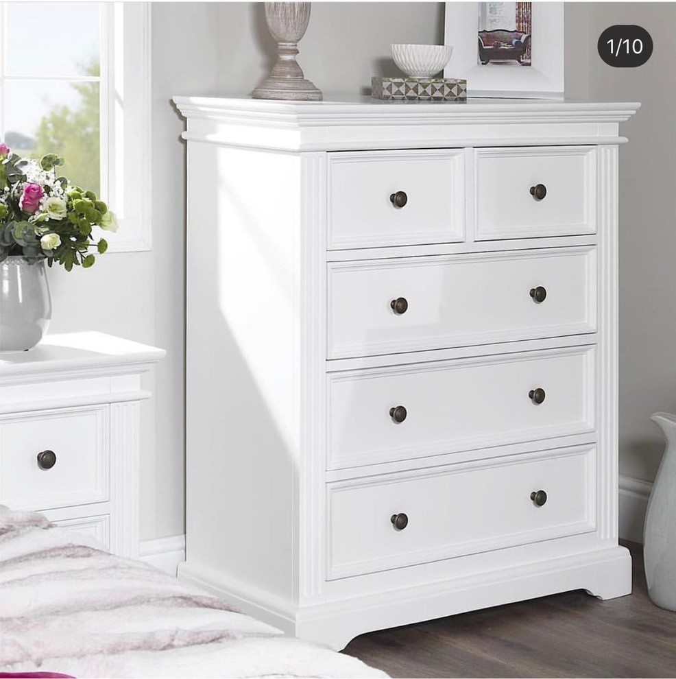 Классический комод из массива