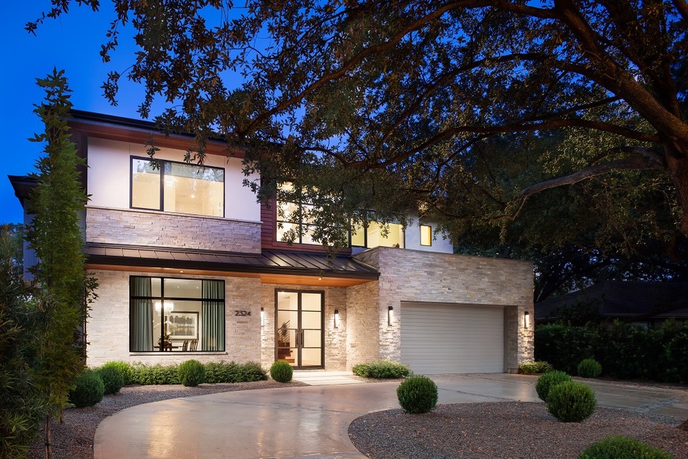 This is an example of a large contemporary exterior in Houston.