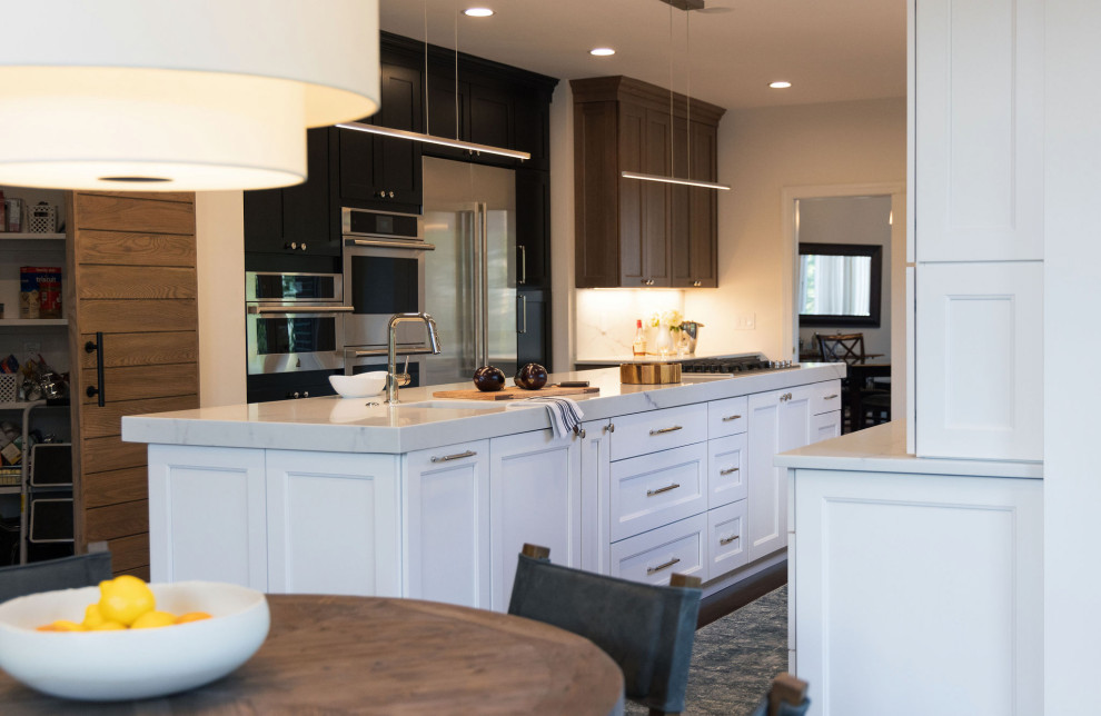 Transitional kitchen photo in DC Metro