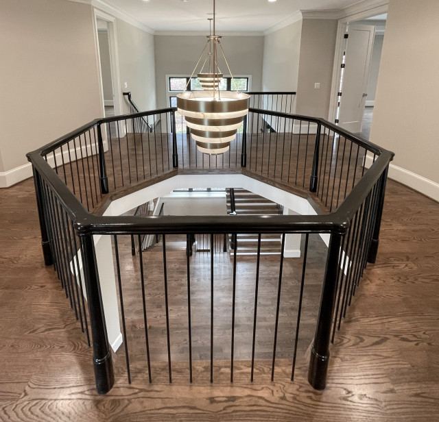 89_Eclectic and Edgy Staircase in French Contemporary Residence, McLean VA 2210 eklektisk-trappe