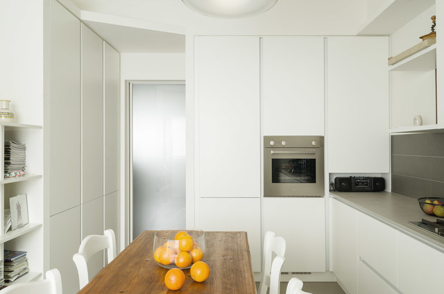 Casa B mediterranean-kitchen