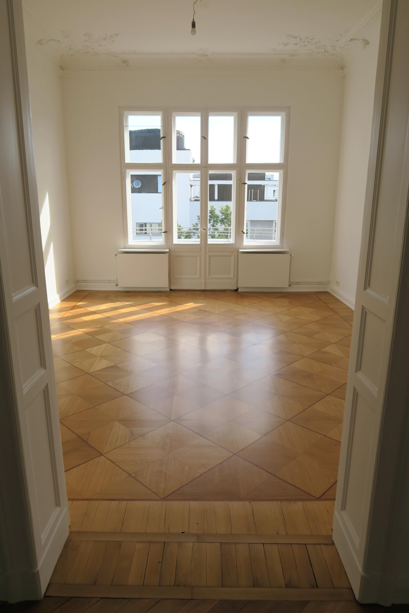 Mommsenstraße 1 Restaurierung Tafelparkett