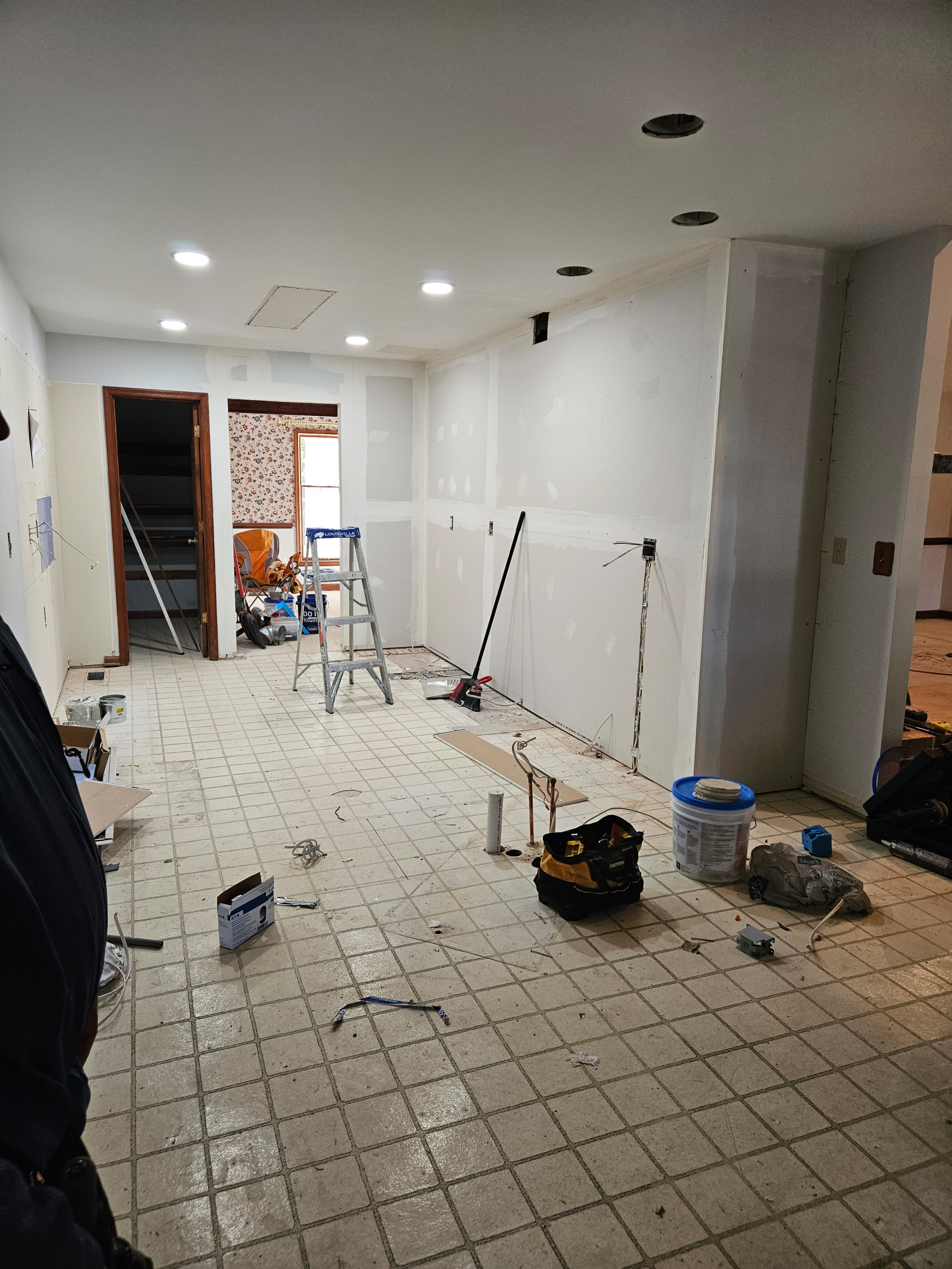 White Modern Kitchen Update