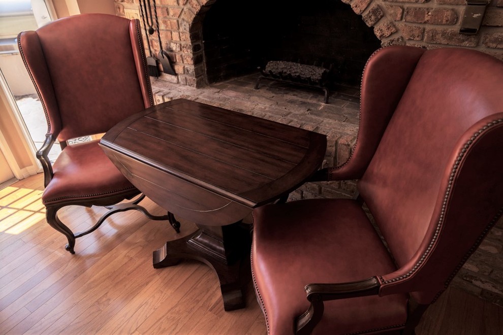 Inspiration for a rustic kitchen remodel in Orlando