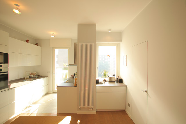 appartamento in grigio modern-kueche