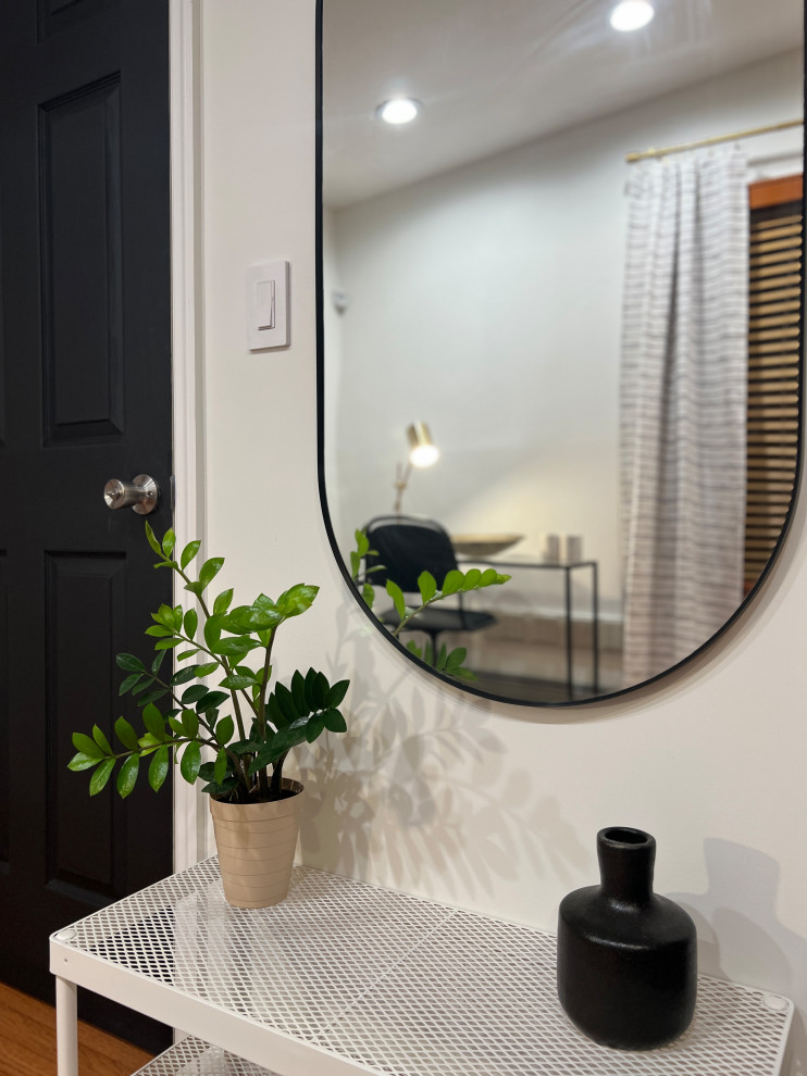 Babylon, NY- Guest bedroom