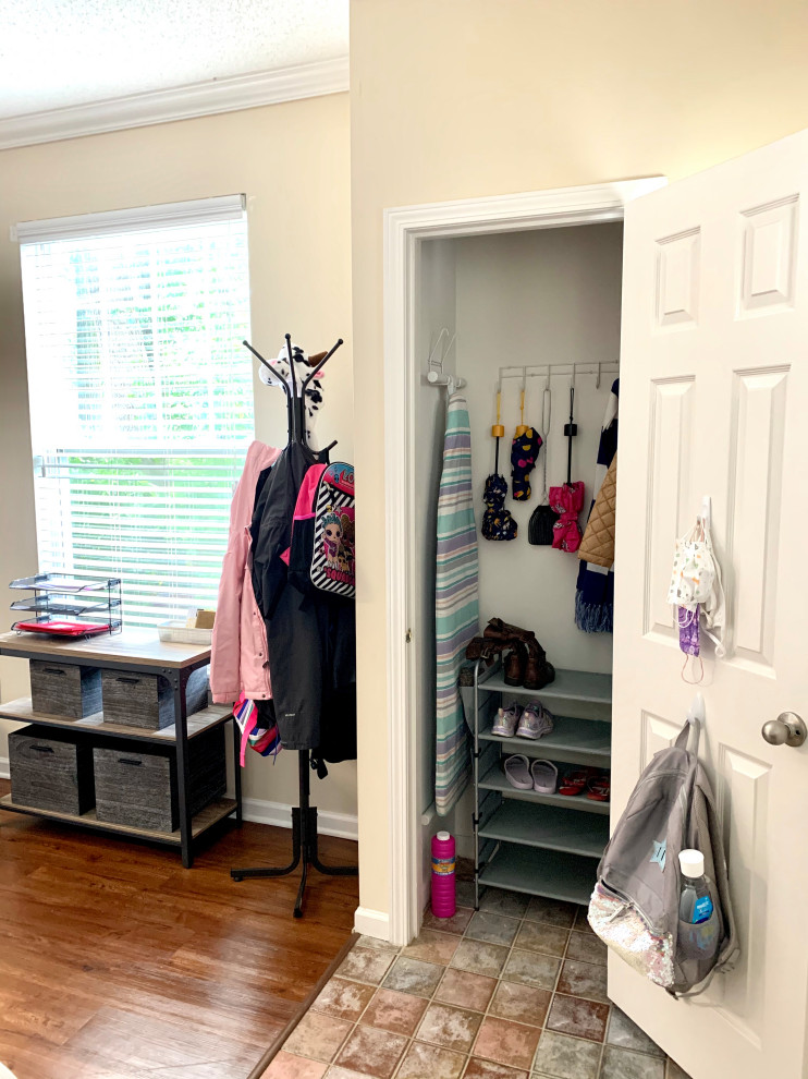 Mudrooms, Laundry Rooms & Entries