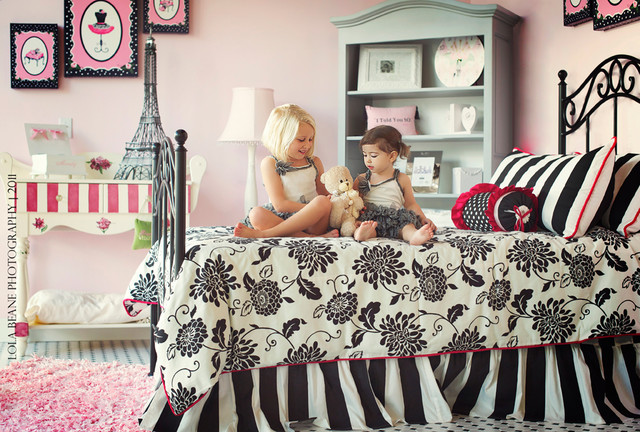 Pink Black And White Girl S Bedroom Paris Theme