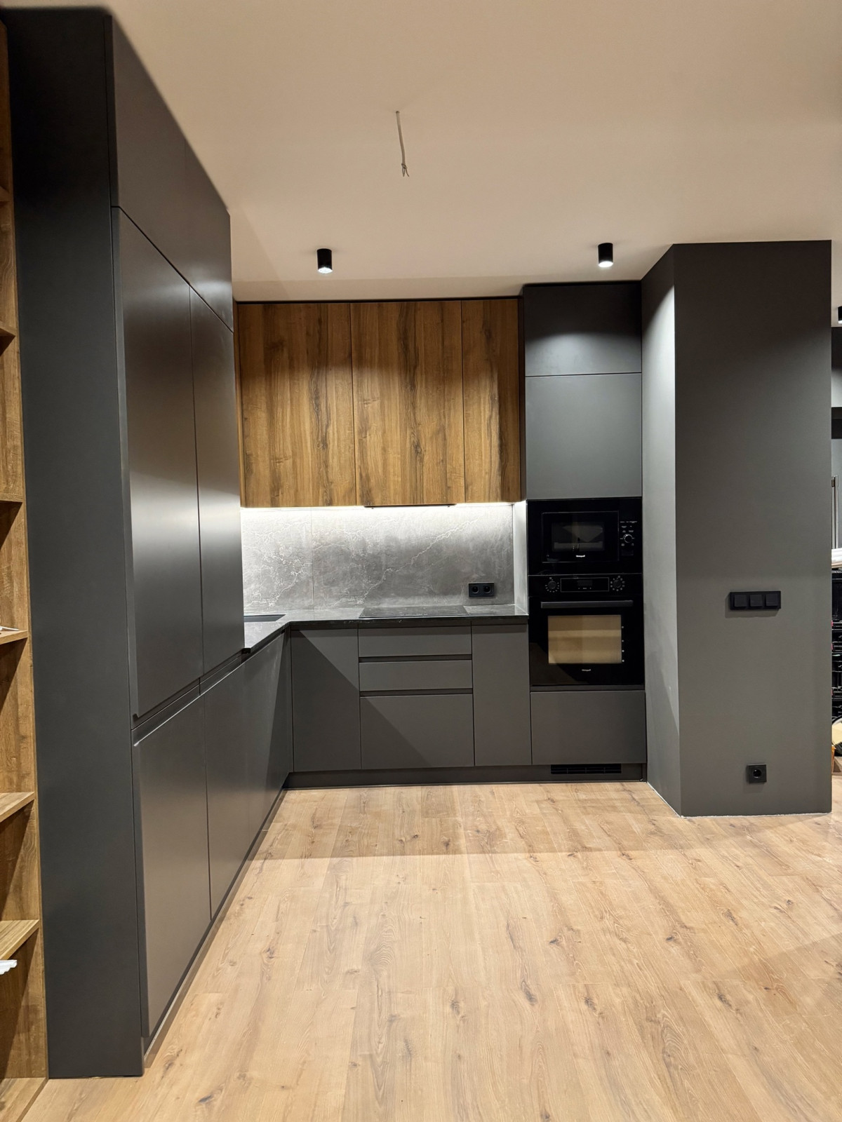 Авиаторов 1, Солнцево