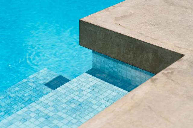Modern Plunge Pool trendy-pool