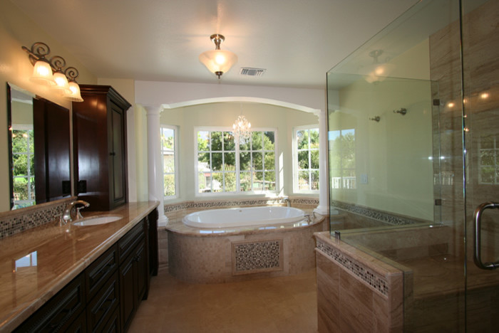 Bathroom - bathroom idea in Los Angeles