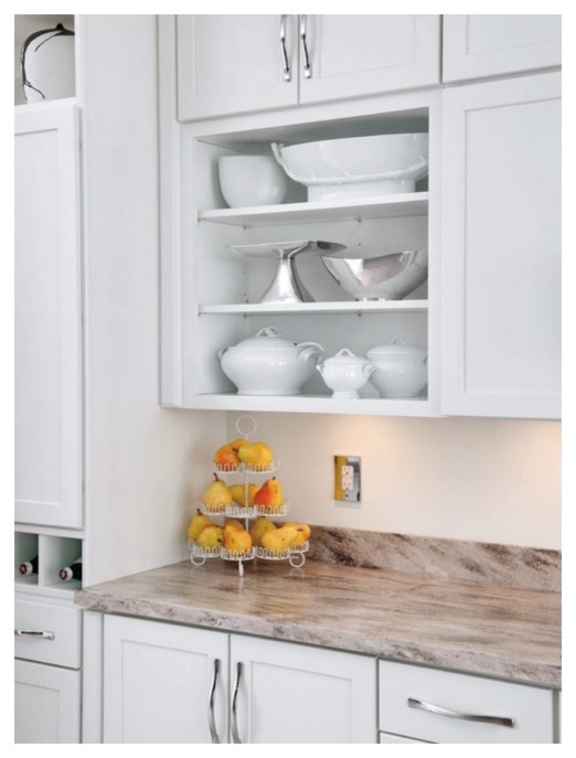 Kitchen - transitional kitchen idea in Toronto with shaker cabinets, white cabinets and granite countertops