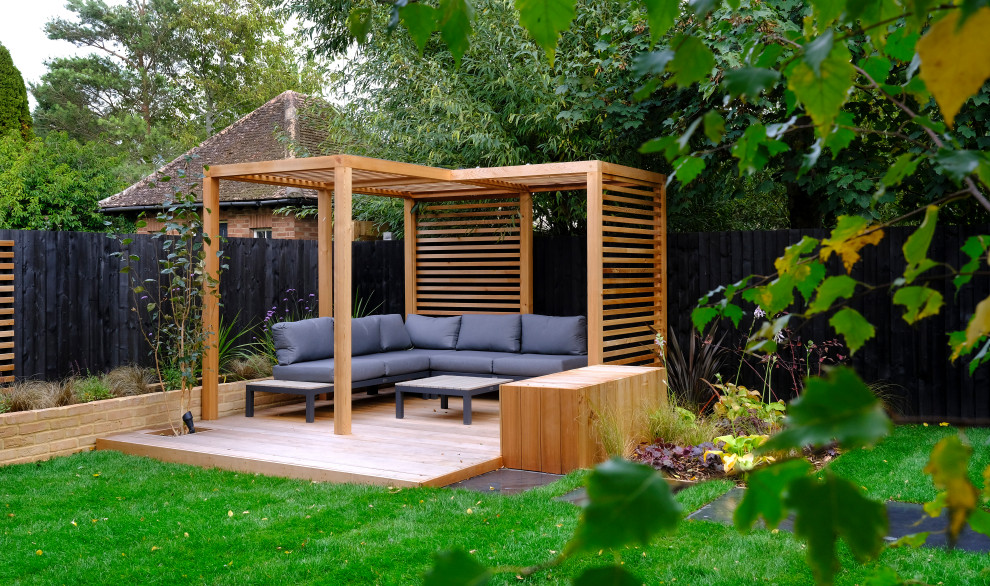 Inspiration for a contemporary terrace in Cambridgeshire.