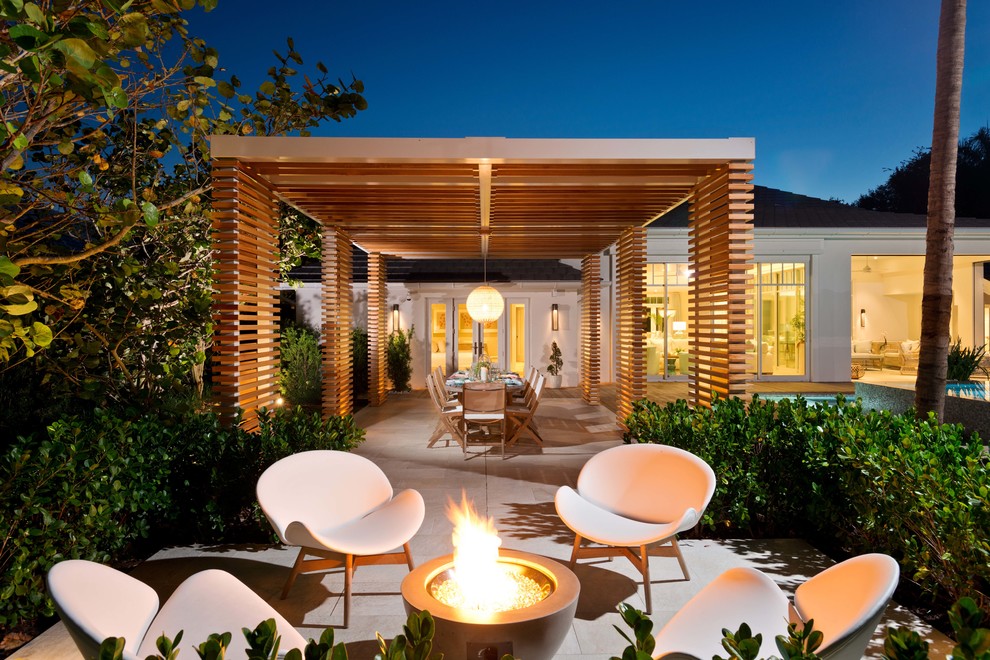 Greentree Beach Style Patio Miami by Kukk Architecture & Design