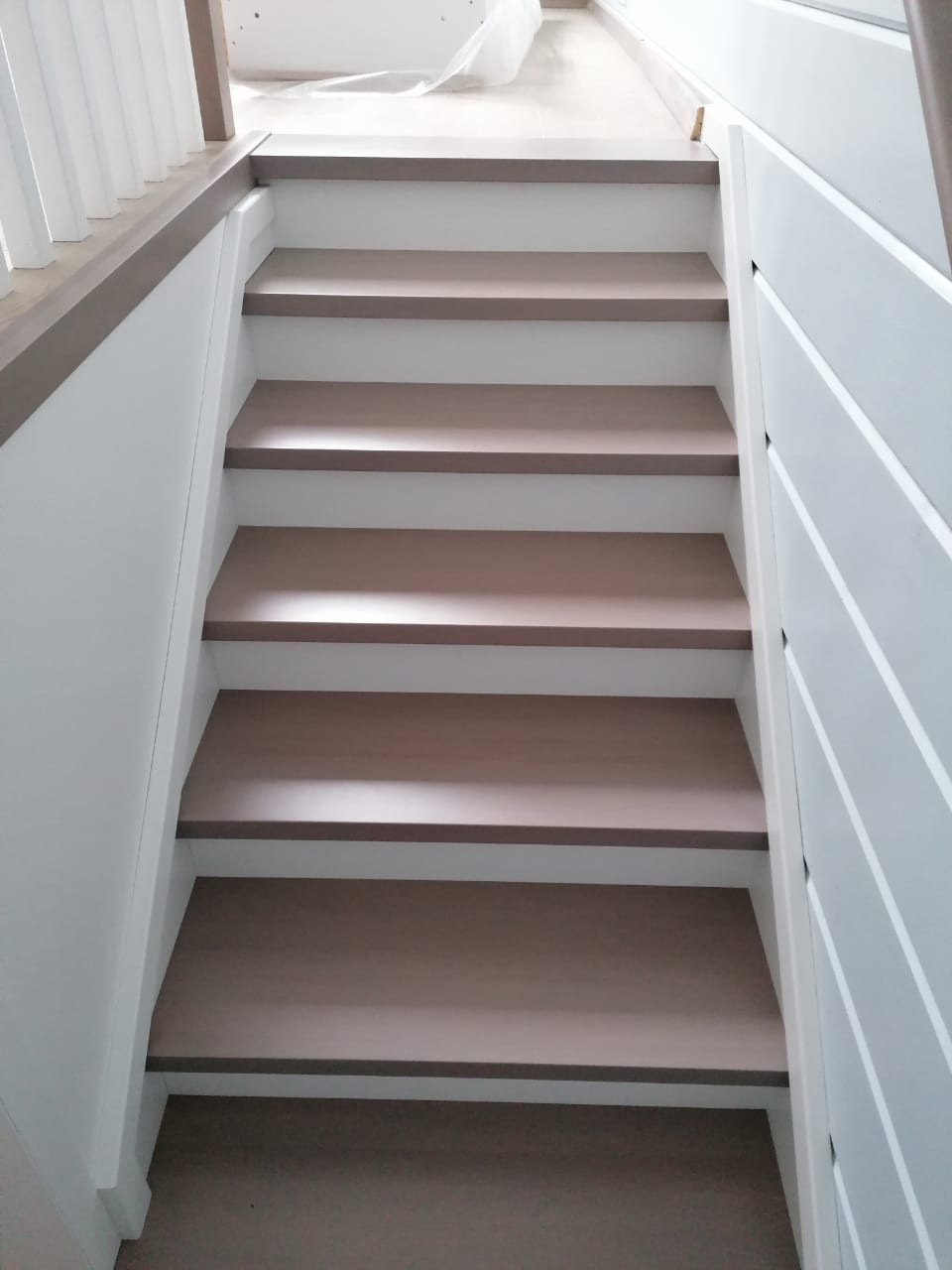 Деревянная  лестница