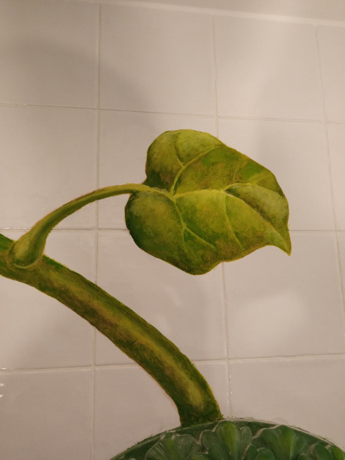 Рельефно-живописное панно в холле квартиры