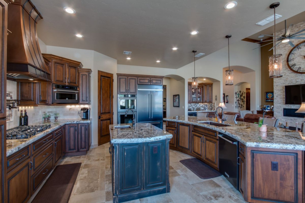 Kitchen - transitional kitchen idea