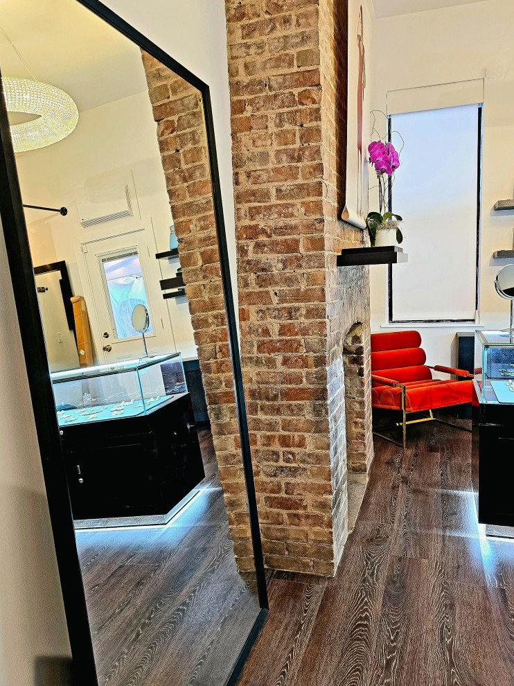 Couture brownstone boutique