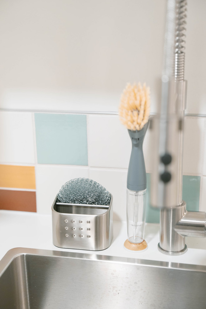 Reed College Area Basement Apartment