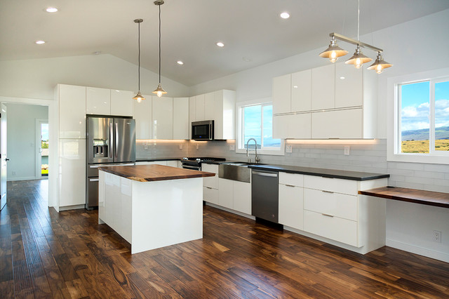 Waikoloa Village Brand new Home modern-kueche