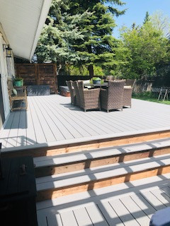 Deck - modern deck idea in Calgary