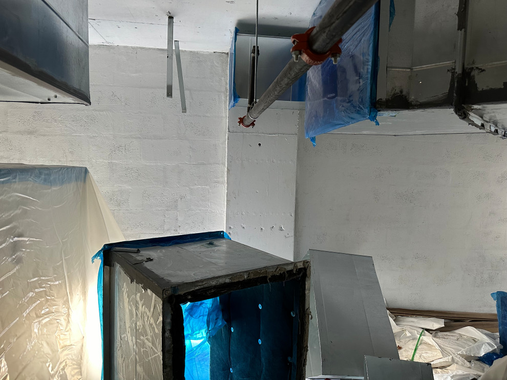 NF301 - Naples Beach Club