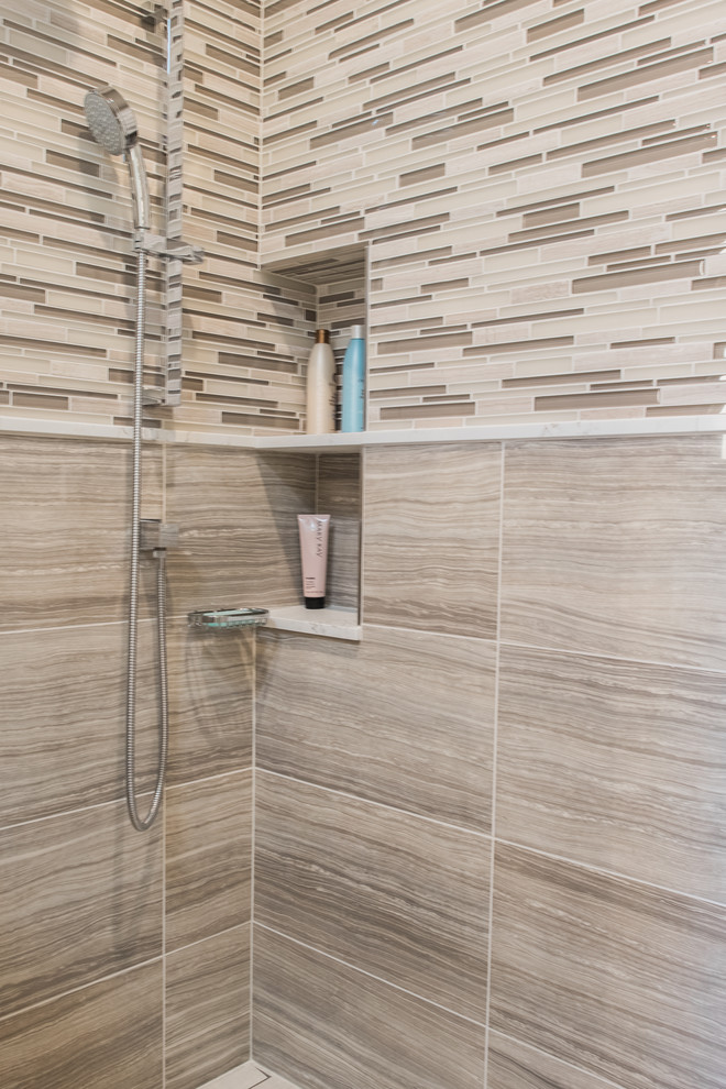 Bathroom - mid-sized rustic master porcelain tile and beige floor bathroom idea in Phoenix with recessed-panel cabinets, light wood cabinets, beige walls, an undermount sink, quartzite countertops and white countertops