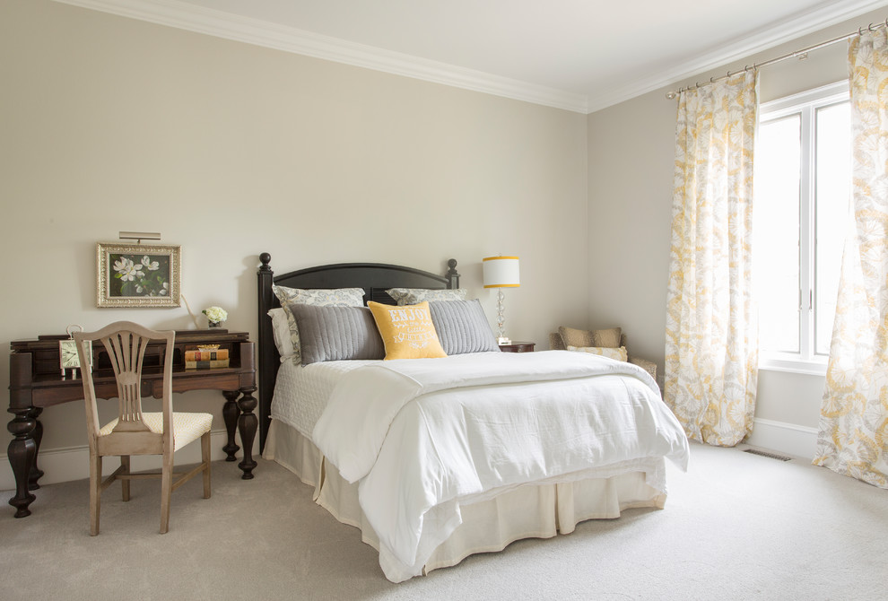Photo of a mid-sized traditional guest bedroom in Little Rock with grey walls and carpet.