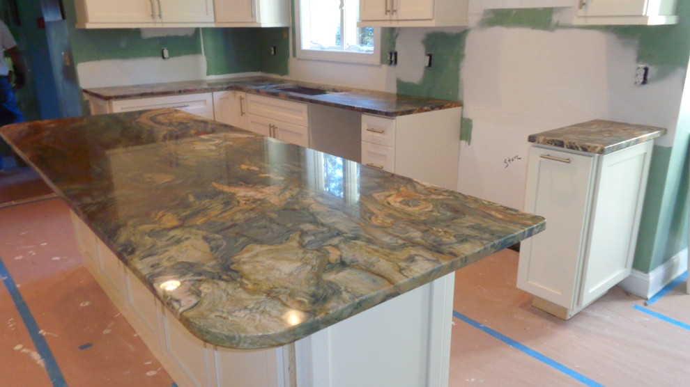 Transitional home design photo in Baltimore