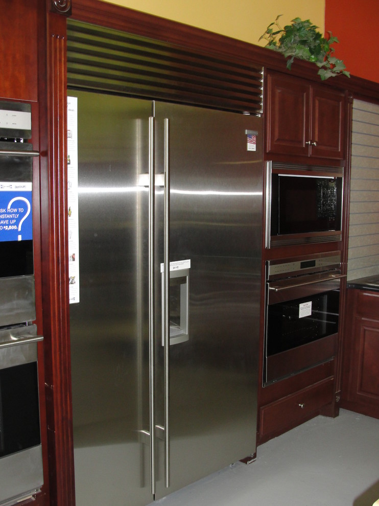 Johnson Brothers TV and Appliance Kitchen Display Suites Traditional Kitchen Austin by