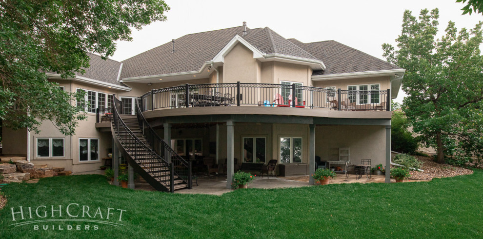 Example of a classic deck design in Denver
