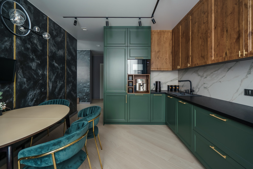 Темные акценты