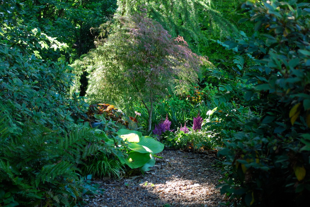 Bild på en medelhavsstil trädgård