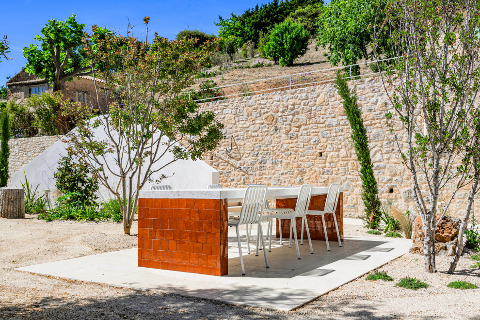 Tourtour - un  jardin dans le ciel