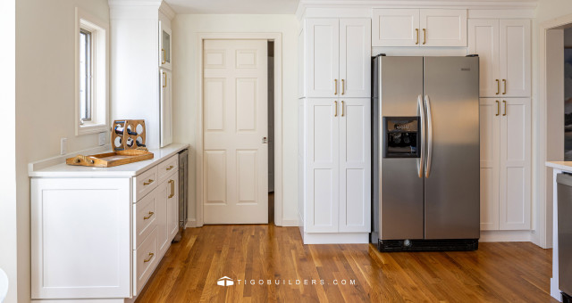 Cape Cod Kitchen - White Shaker modern-kueche